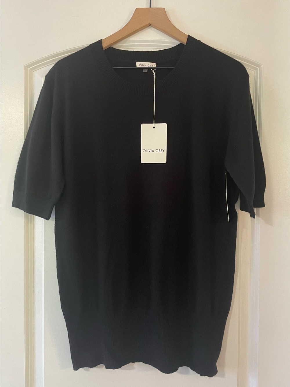 Olivia Grey Black Short Sleeve Sweater Knit Top Size XL NWT